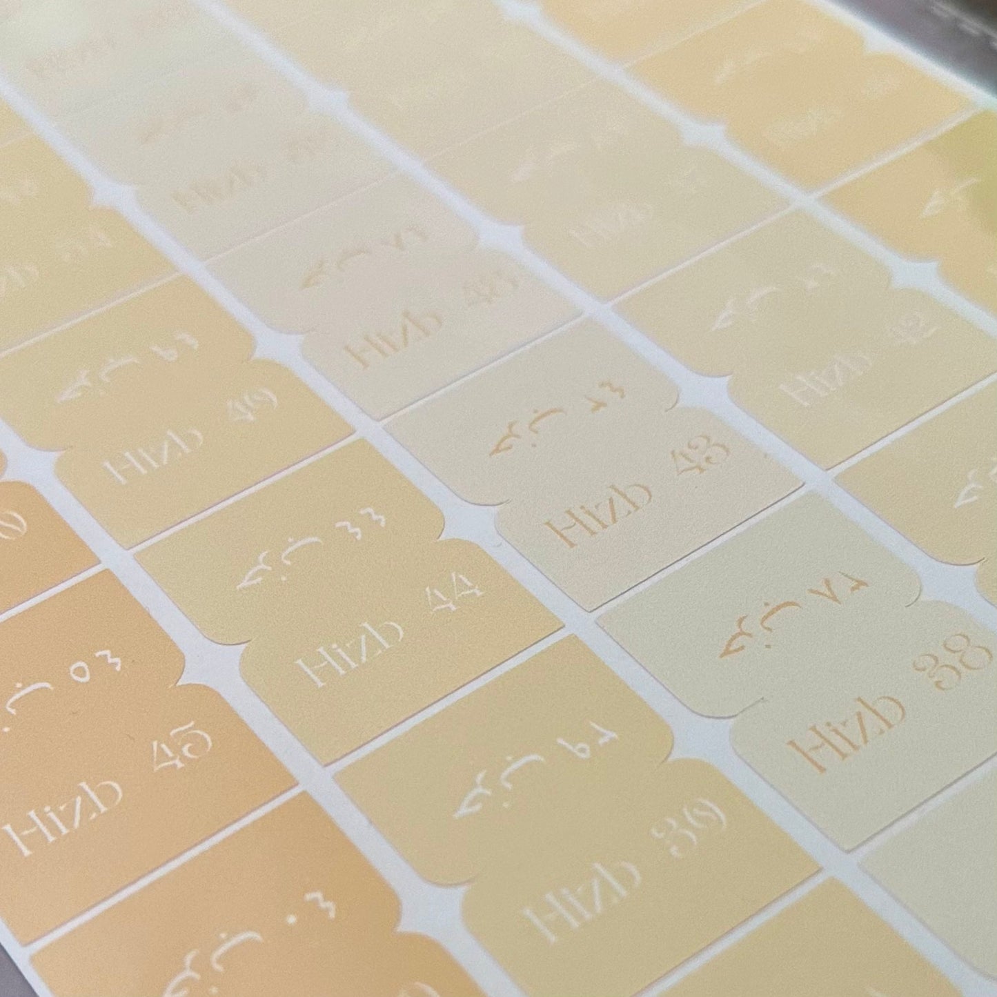 Onglets jaune pastel